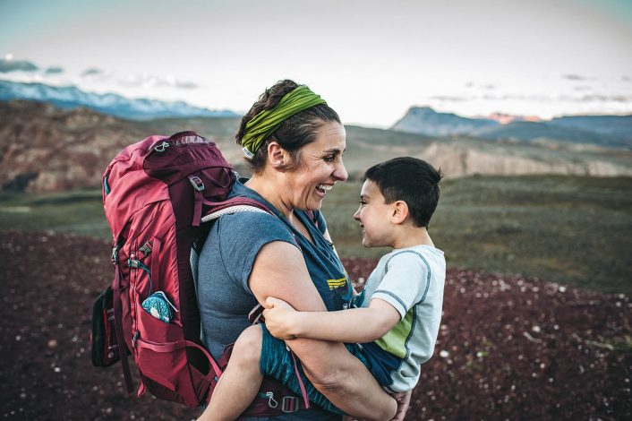 hike it baby founder shanti hodges and her son 