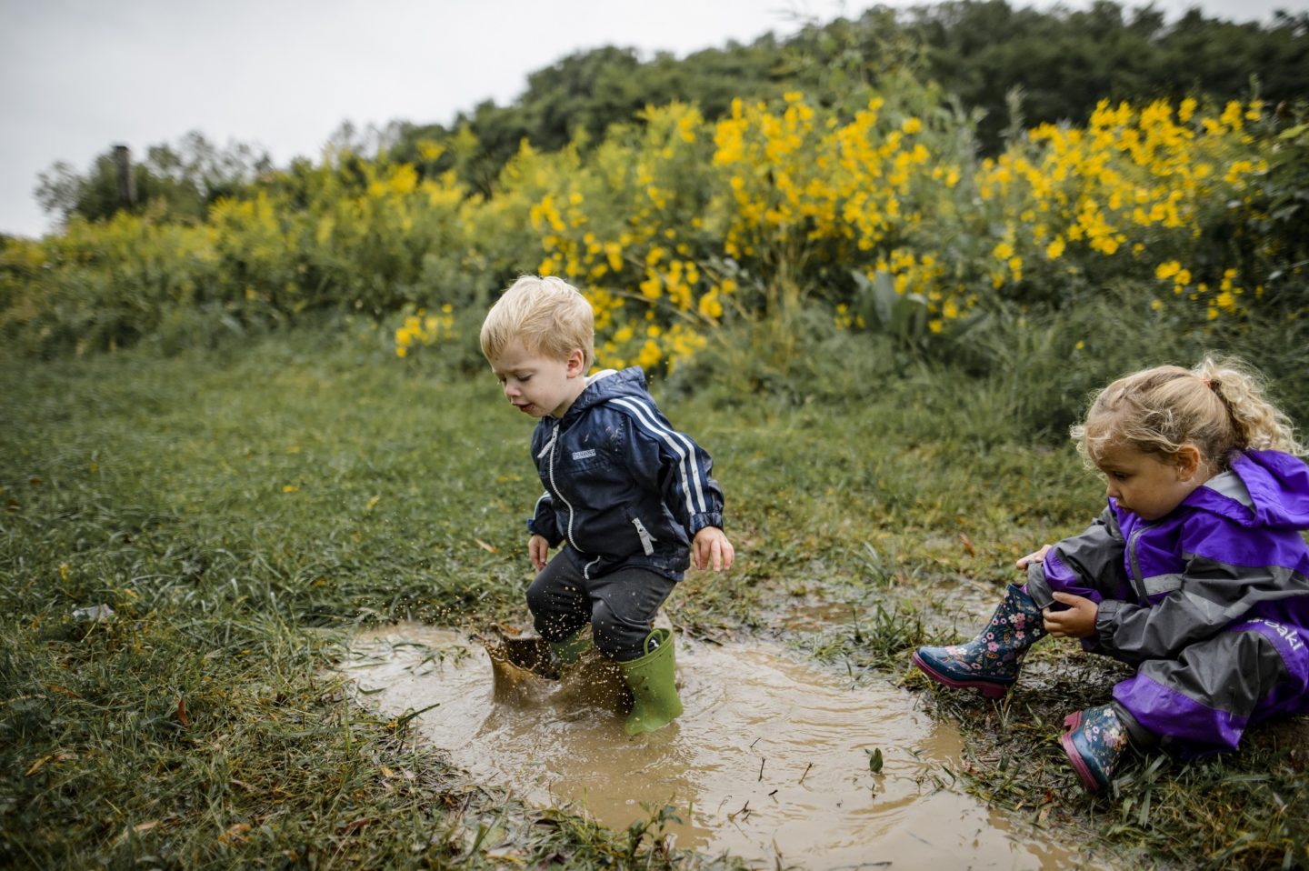 How jumping in puddles can boost the immune system by Samantha Reddy for Hike it Baby