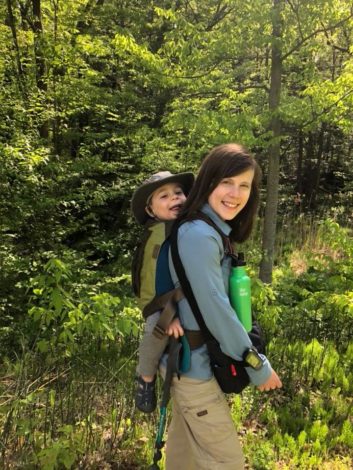 How to carry supplies with a soft-structured carrier by Vong Hamilton for Hike it Baby