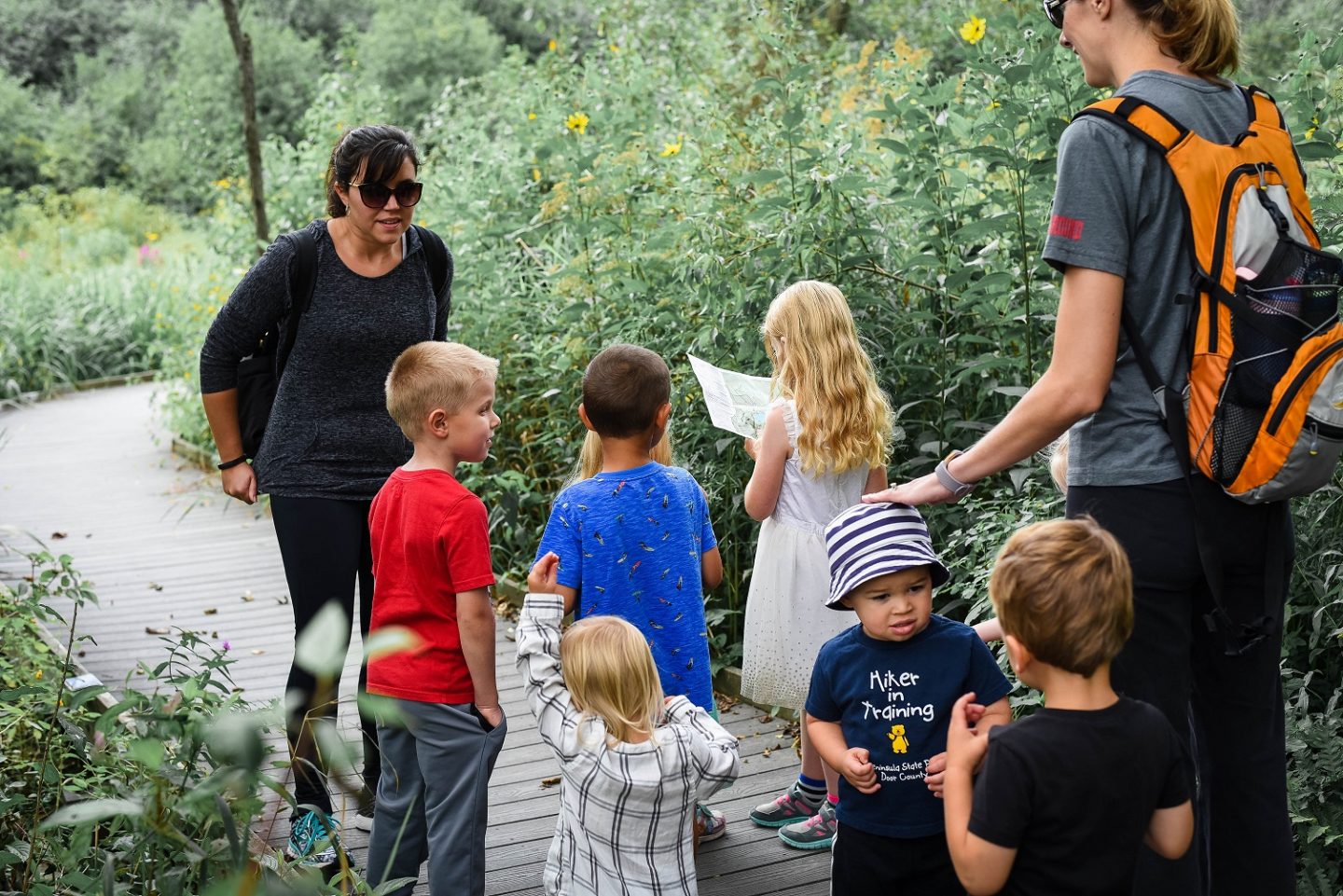 How to teach your kids to be kind in nature by Jenyfer Patton for Hike it Baby