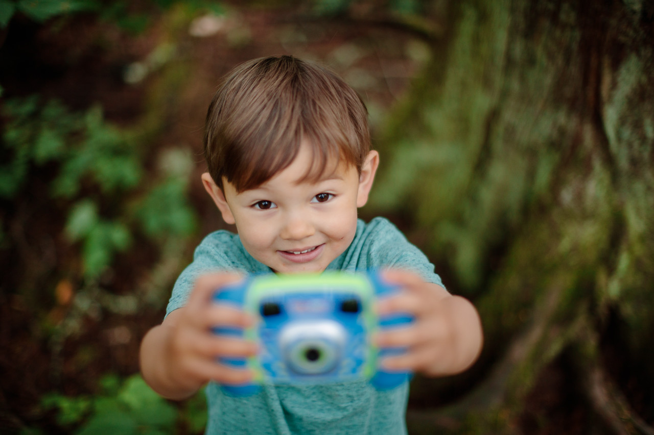 How to celebrate the start of spring by Brenna Jeanneret for Hike it Baby