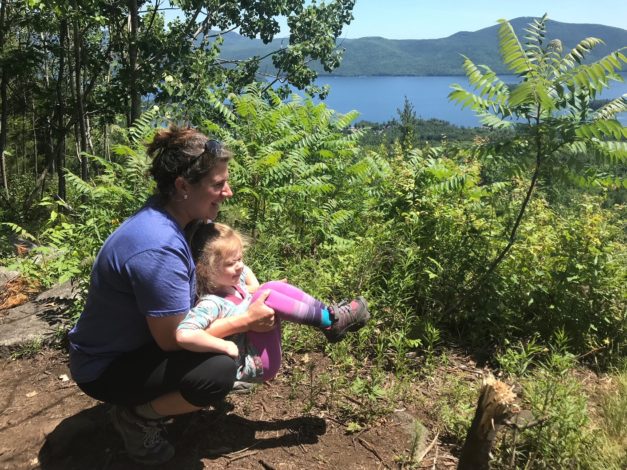 9 Tips for Successful Day Hikes with Young Children by Becca Hosley for Hike it Baby