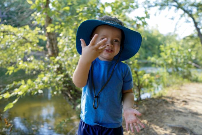 How to use American Sign Language on the trail by Emily Christensen for Hike it Baby