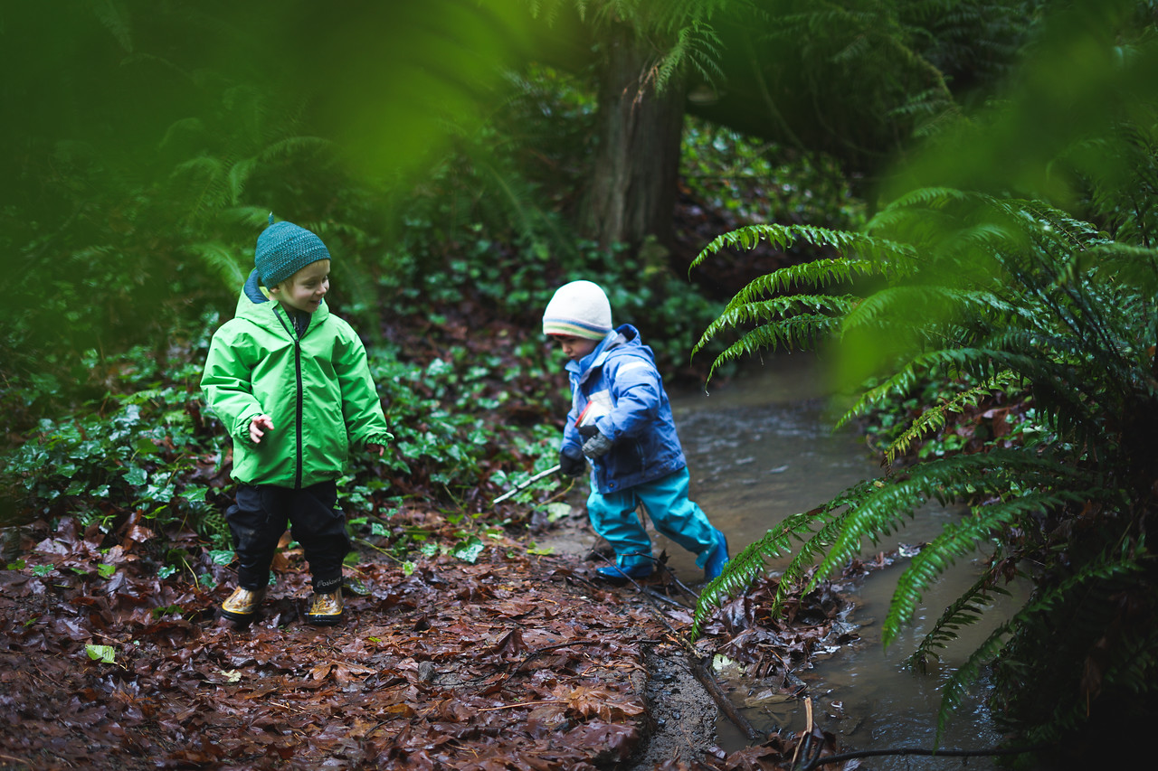 Useful tips for hiking in the rain by Brenna Jeanneret for Hike it Baby