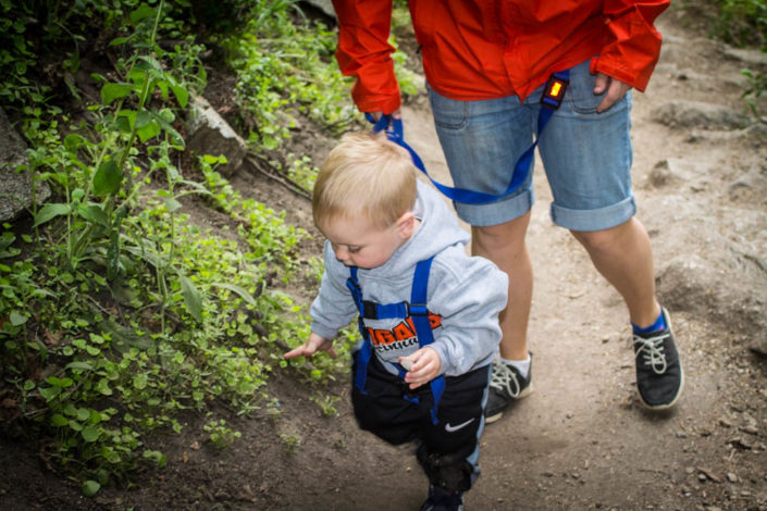 3 Trail Safety Tips You Must Know by Rachel Kirkham for Hike it Baby
