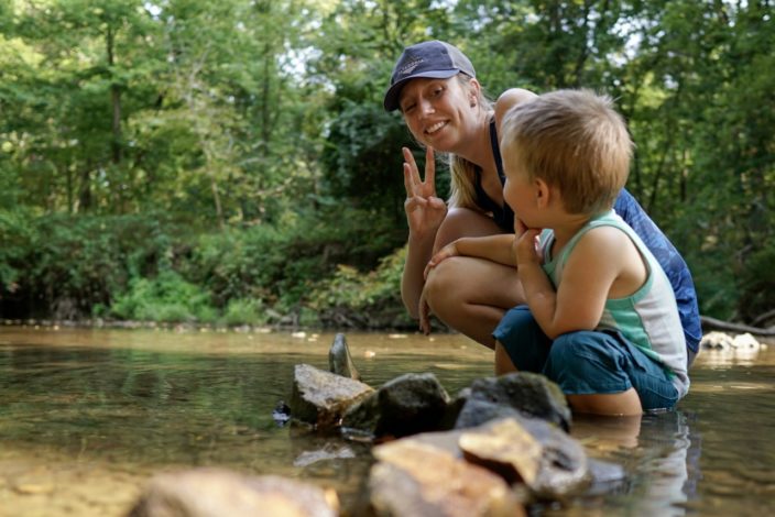 How to use American Sign Language on the trail by Emily Christensen for Hike it Baby